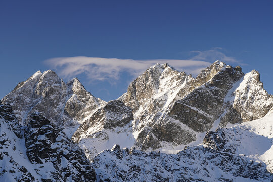 Tatry zimą. Rysy, Wysoka, Ciężki Szczyt, Niżne Rysy.