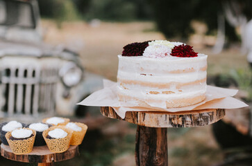 Naked Wedding Cake