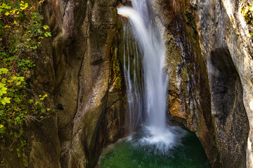 Fototapeta na wymiar Gorges, Canyons, Waterfalls