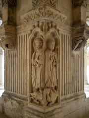 Obraz premium Carving detail of Abbaye Montmajour cloister