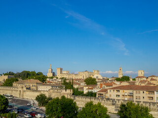 Fototapeta na wymiar Avignon skyline