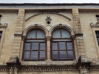 a very nice house facade in Birecik earlier architectural style