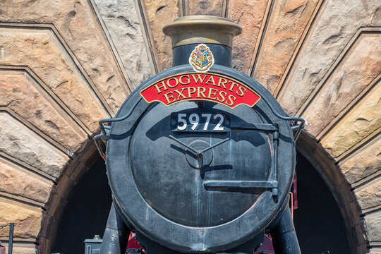 Hogwards Express steam train at Universal Studios Florida