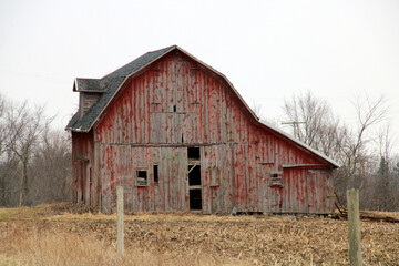 Obraz premium old red barn