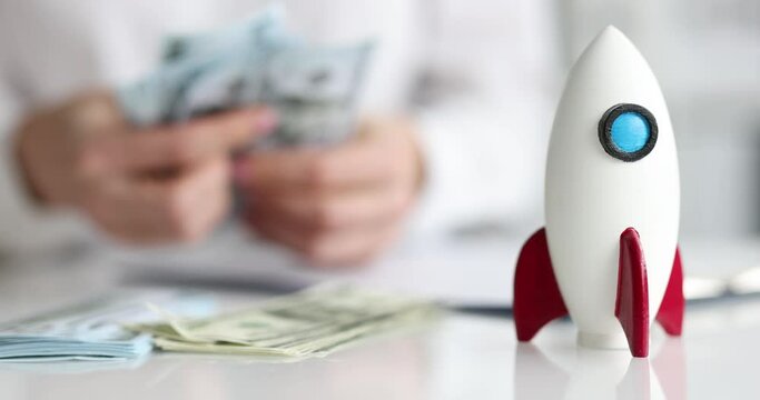 Quick earnings and start business project closeup