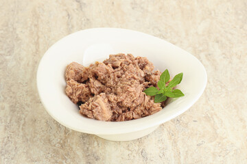 Canned tuna fish for salad