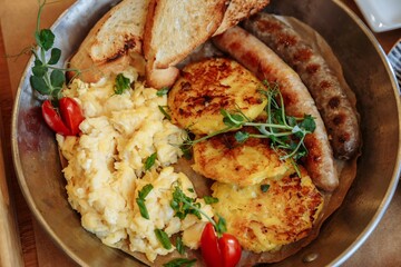 Delisious breakfast in a cafe 