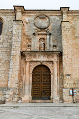 Fototapeta na wymiar details of the facade of the church of san pedro in the village of Lerma in the province of Burgos, Spain