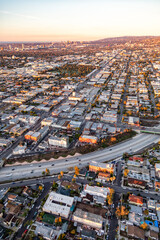 Naklejka premium Aerial morning view of Highway traffic Los Angeles