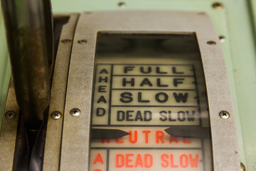 Ship telegraph in the engine room. © Сергей Жмурчак