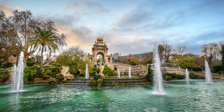 Cascada del Parc de la Ciutadella in Barcelona, Spain. Fountain and monument with an arch and central Venus statue in a 19th-century park