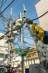 電信柱の交換工事