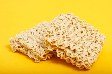 Instant noodles are food that can be stored for a long time.