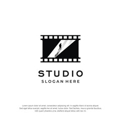 Fototapeta na wymiar studio film logo creative idea walking premium vector