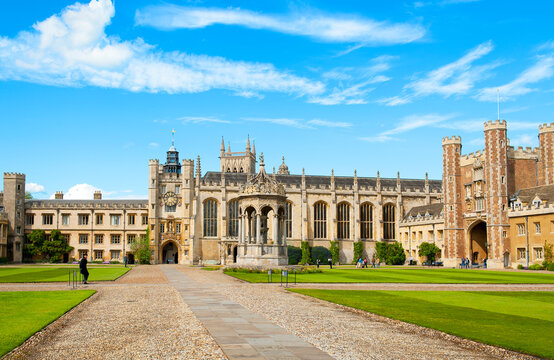 CAMBRIDGE, ENGLAND - MAY 28, 2015: Trinity College, University of Cambridge. King's Gate, Chapel, Fountain and Great Gate in Cambridge