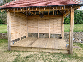 Timber frame Oak Gazebo with woven panels