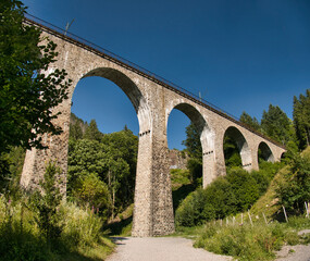 Fototapeta na wymiar Brücke in der Ravannaschlucht