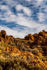 Paisaje con nubes en el Parque Nacional del Teide, isla de Tenerife.