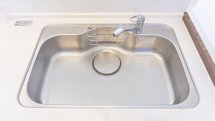 新築の新しいシステムキッチン_03