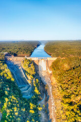 D Warrag river 2 sky vert closer