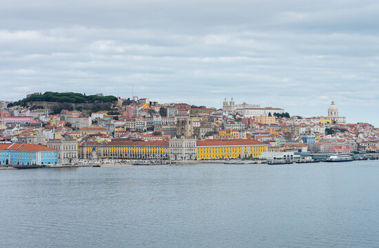 Ansicht vom Stadtviertel Alfama in Lissabon, Portugal
