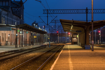 RAILWAY - Evening on the platforms of the railway station 
