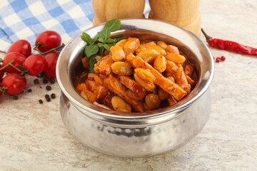 Roasted pork with white beans