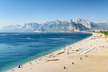 View of Konyaalti Beach and Park in Antalya, Turkey