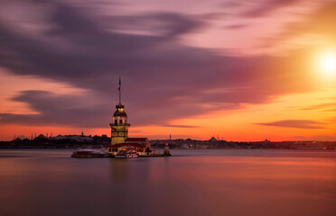 Fototapeta na wymiar Maiden's Tower is one of the most beautiful sights of istanbul