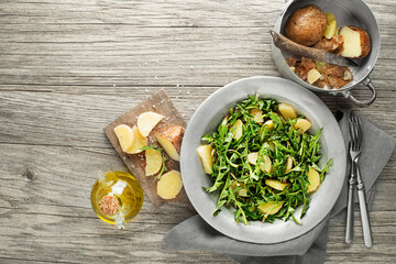 Dandelion salad potatoes