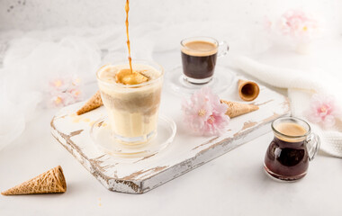 Obraz na płótnie Canvas affogato, a coffee with vanilla ice cream