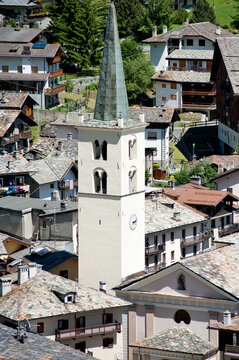 Il campanile della Parrocchia S.Antonio, Valtournenche