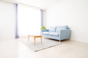 誰もいないシンプルな部屋