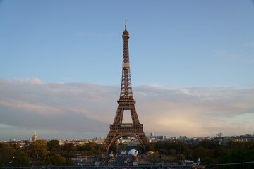 Fototapeta na wymiar Eiffel Tower At Sunset