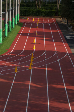 陸上トラック の画像 4 286 件の Stock 写真 ベクターおよびビデオ Adobe Stock 陸上トラック の画像 4 286 件の Stock 写真 ベクターおよびビデオ Adobe Stock