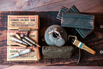 WWII ammunition/Munitions de la seconde guerre mondiale