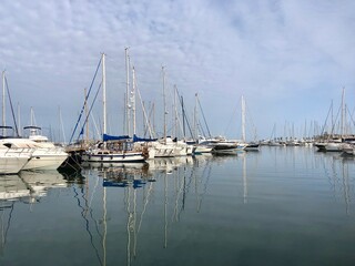Fototapeta na wymiar boats in the marina of Denia in spain