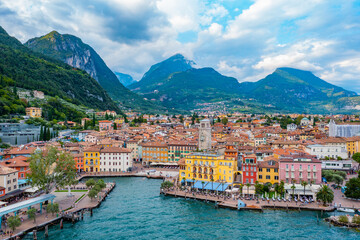 Lakeside promenade at Riva del Garda in Italy - obrazy, fototapety, plakaty