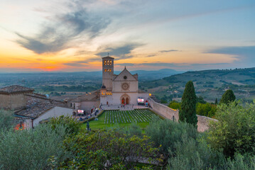 Sunset view of basilica of saint francis of Assisi, Italy - obrazy, fototapety, plakaty