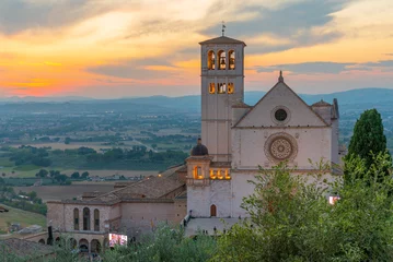 Deurstickers Sunset view of basilica of saint francis of Assisi, Italy © dudlajzov