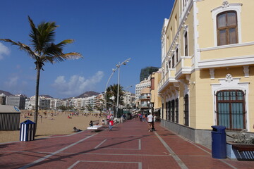 Strand und Strandpromenade in Las Palmas de Gran Canaria