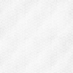 白背景に銀色の青海波　和柄　和紙風テクスチャ　上品　ゴージャス　伝統的　贅沢　曲線　渦　正方形バナー