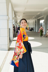 卒業を迎えた女子大学生