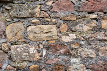 Steinmauer, geschichtet aus Schwarzwälder Buntsandstein