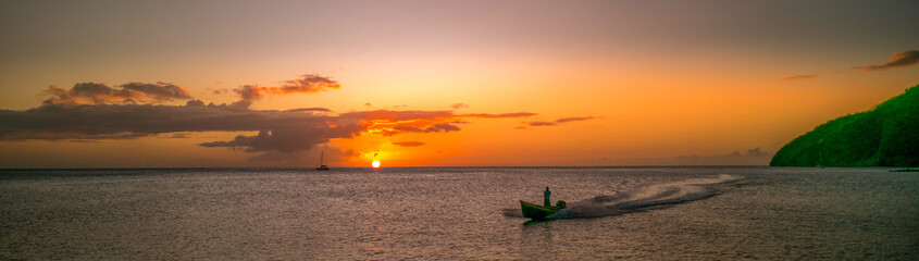 P&eacute;cheurs avec bateau en Martinique