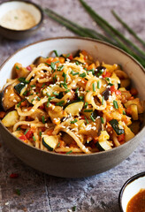 asian noodles with vegetables