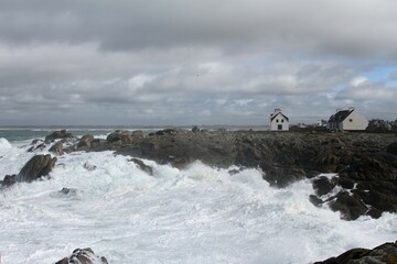 temp&ecirc;te sur le littoral breton, vagues-submersion Saint-Gu&eacute;nol&eacute;, Pors carn