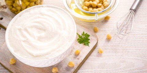 meringue cream or egg white substitute vegan egg-free, made from aquafaba