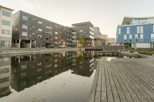 Sweden, Malmo, Modern residential houses at new&Ecirc;Nyhavn&Ecirc;harbor