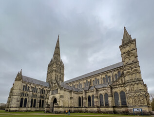 Fototapeta na wymiar Salisbury Cathedral,an Anglican cathedral in Salisbury, England. The cathedral is the mother church of the Diocese of Salisbury UK